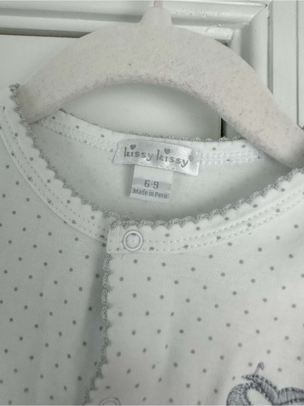 Kissy Kissy 6-9m gray dot sleeper GUC - Picture 4 of 5